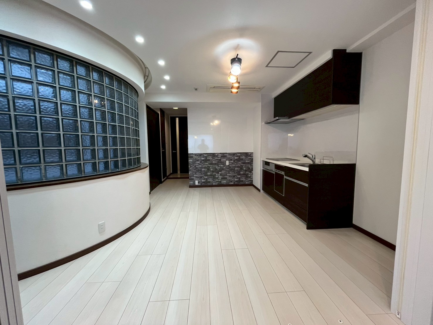 阿波座駅　分譲貸し×デザイナーズ×1LDK