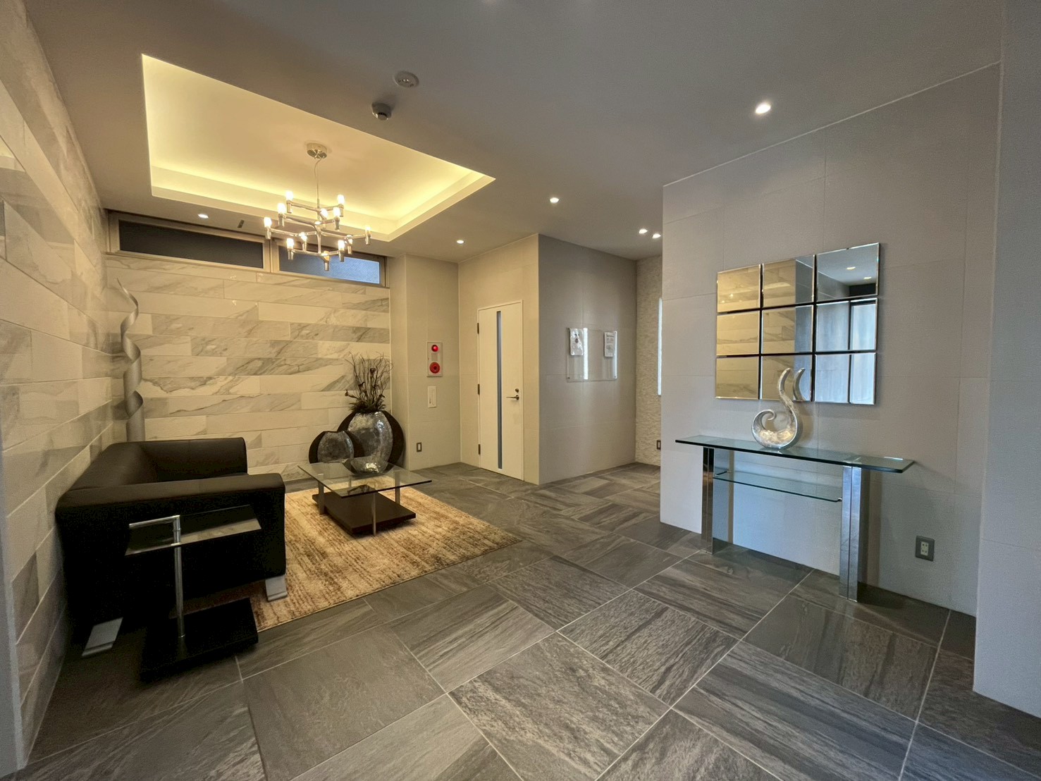 利便性と安心を両立！上町台地の築浅レジデンス！