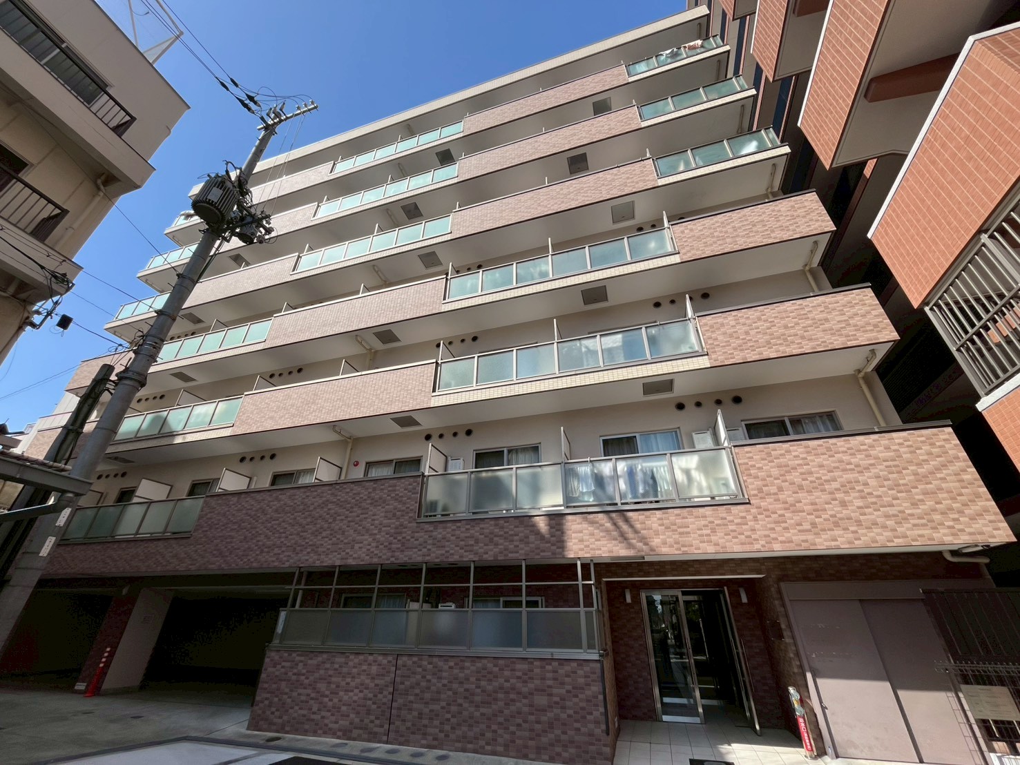 都心近接、森ノ宮。Wi-Fi無料で在宅ワークも快適な、南向き・角部屋のプライベート空間！