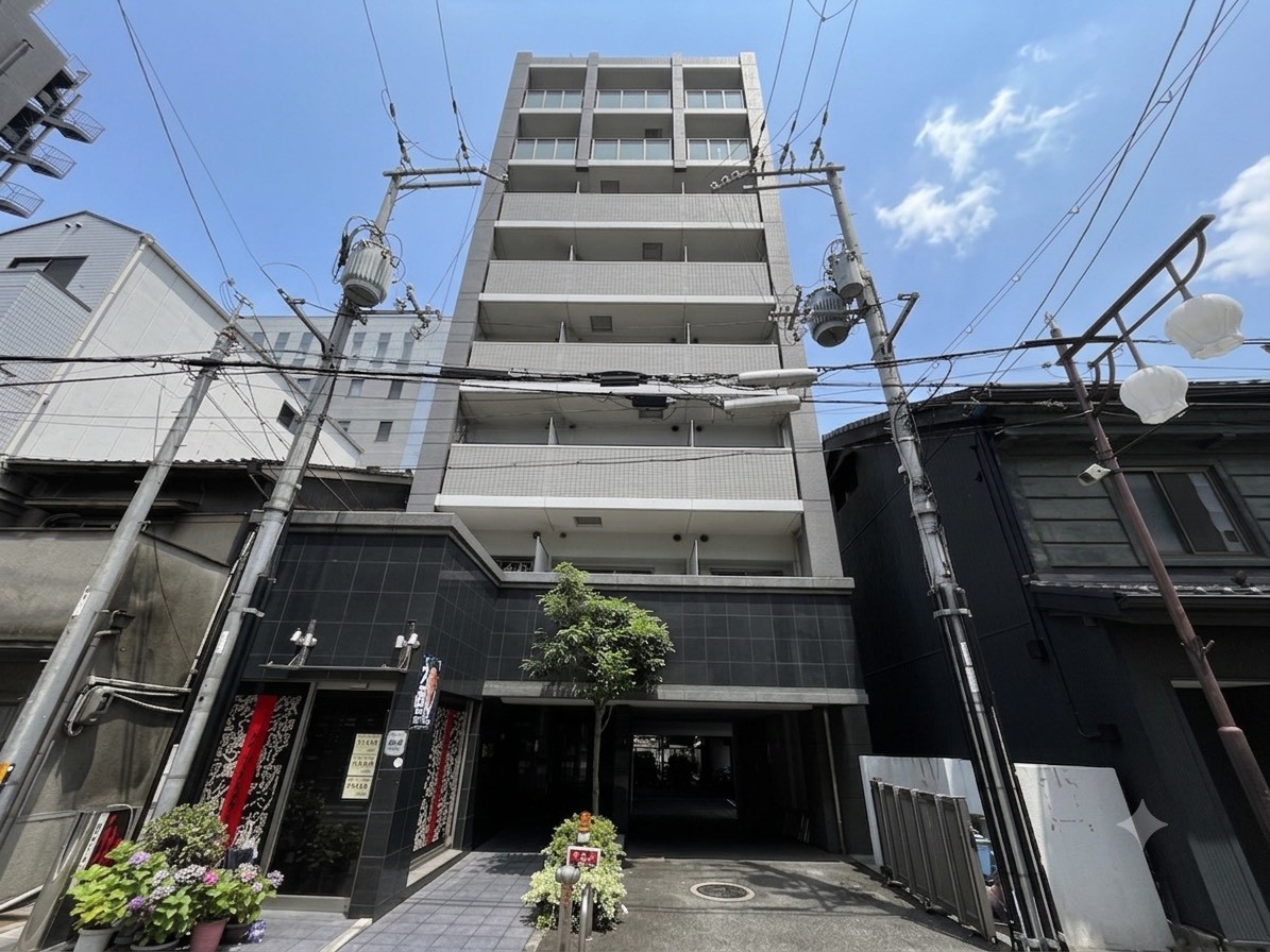 【谷町九丁目徒歩5分】9.9帖の広々ワンルーム！インターネット無料の快適物件「グランド上町」